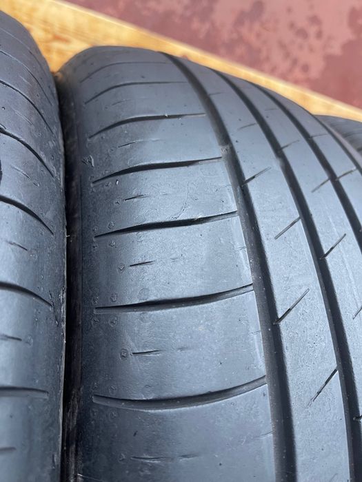Шини літні 215/55 r17 Goodyear в ідеальному стані