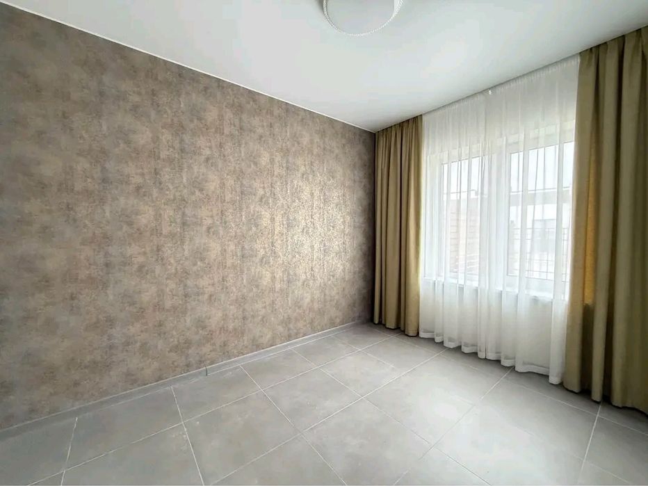 Таунхаус з ремонтом