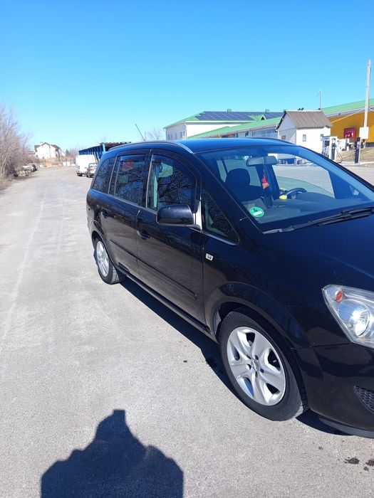 Продам  Opel Zafira b 1,8 бензин