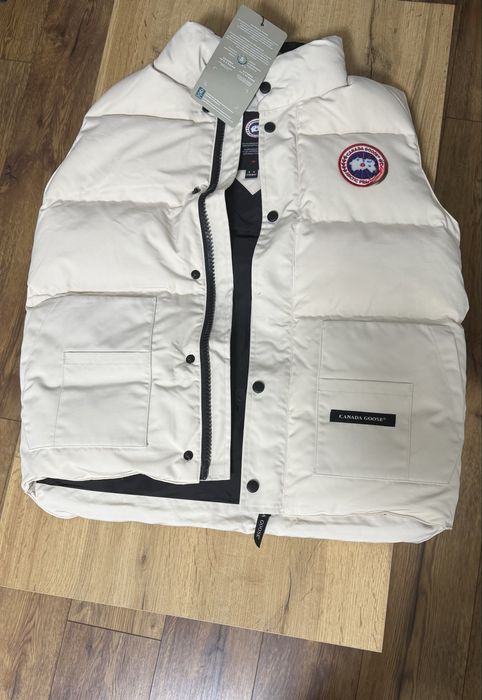 Жилетка canada goose