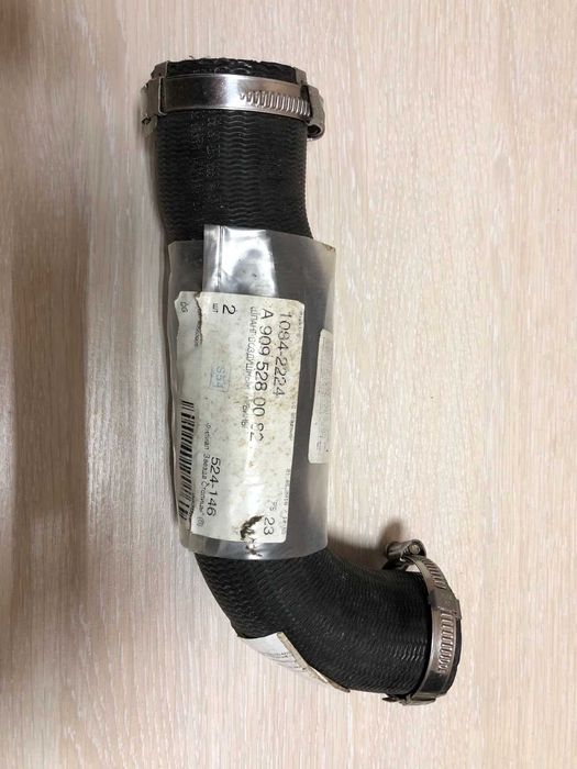 ПАТРУБОК A9095280082