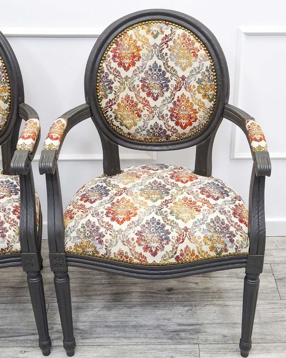 FOTELE tapicerowane do jadalni FOTEL kapitański SZENILA po renowacji 2