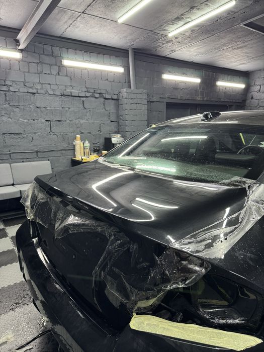 Оклеювання автомобілів захистними, вініловими, декоративними плівками