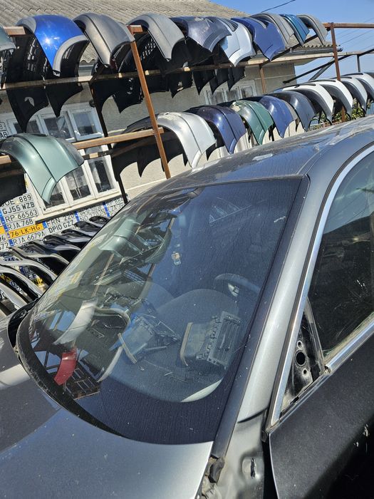 Лобове скло БМВ Е60 Е61 BMW E60 E61  Розборка Шрот Запчастини Запчасти