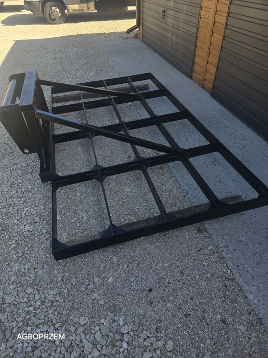 Sprzedam niwelator od 1.0m do 3.0m euroramka manitou tuz i inne