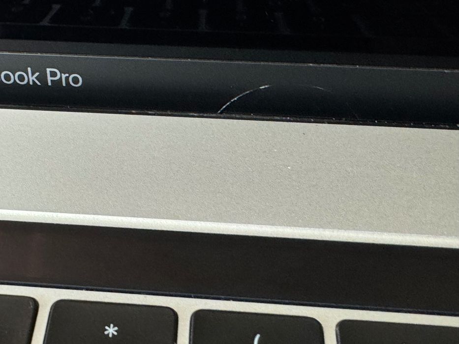 Apple MacBook Pro 15" 2017 i7 2,8GHz 16Gb/256GB Space Gray