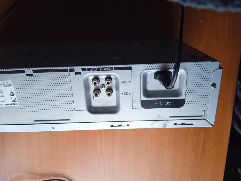 Відео магнітофон Panasonic NV-MV41EE