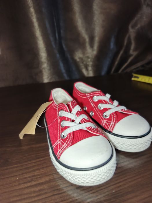 Кеди на дівчинку  20 розмір