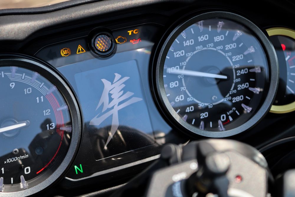 Suzuki Hayabusa 26