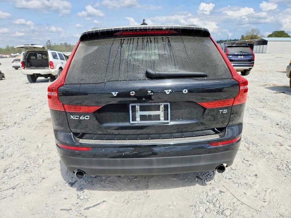 2019 Volvo XC60 t5 MOMENTUM