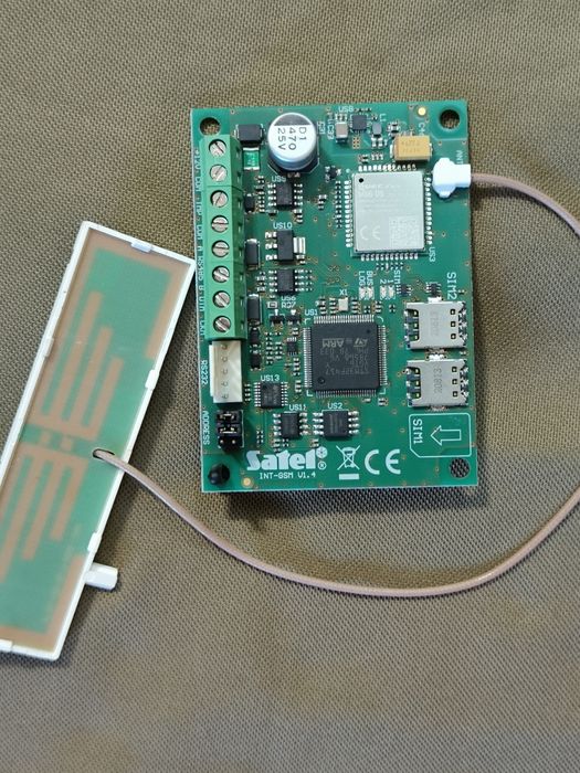 Satel INT-GSM v1.4