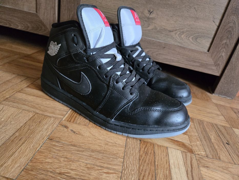 Air Jordan 1 Mid SE