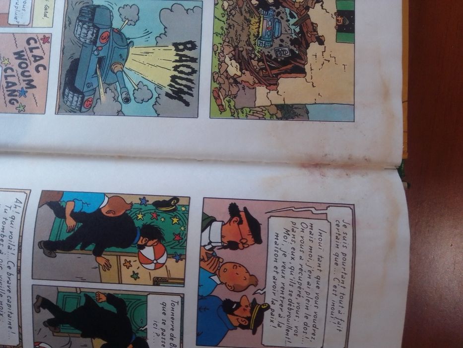Livro de banda desenhada Tintim (francês)