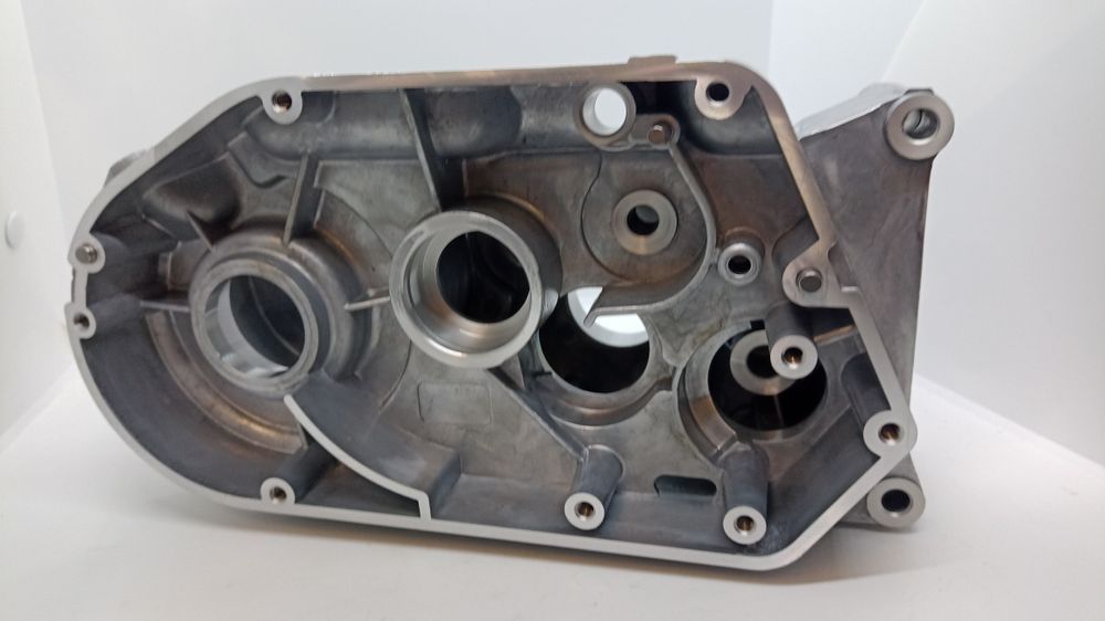 Kartery Simson S51, Obudowa silnika Simson S60, 46mm, DUELLS, nowe