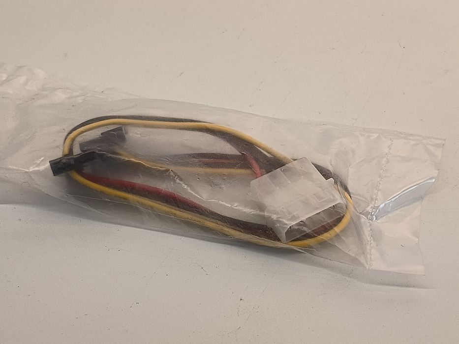 Adapter Molex do SATA 2x \ PC \ HDD \ DVD \ Przejściówka