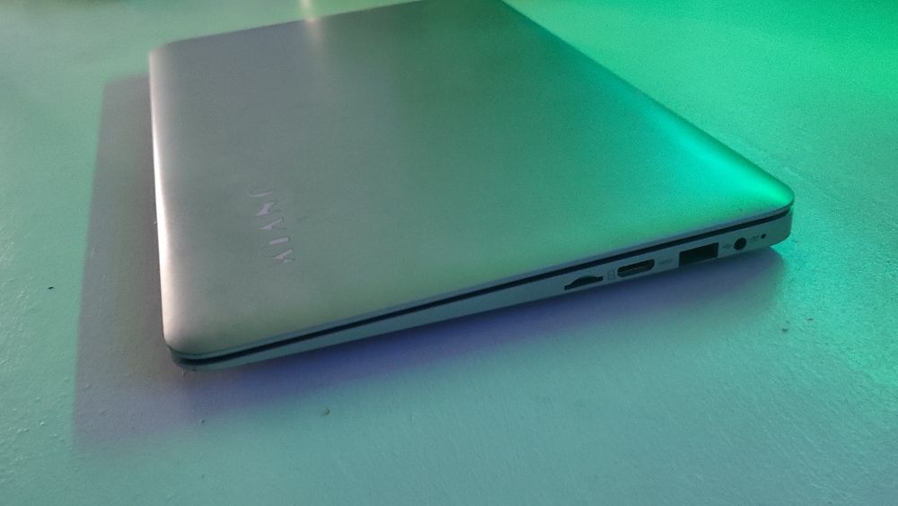 Laptop notebook Kiano Mini 10 Lite pęknięta matryca