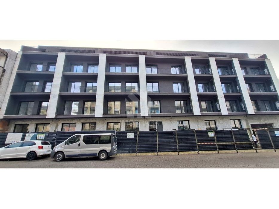 Venda de Apartamento T1 C/Varanda Novo - No Centro de Braga — Braga (São José De São Lázaro E São João Do Souto), Braga