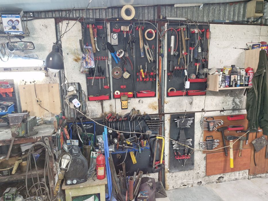 Wynajmę   garaż z kanałem na godzinyPowierzchnia: 18