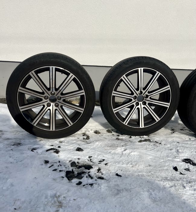 Комплект Volvo 5:108 R20 255/45/R20 Оригінал