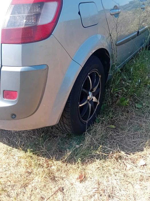 Carrinha senic 2004