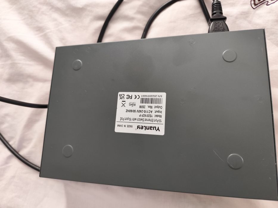 Swatch 18 portowy przełącznik