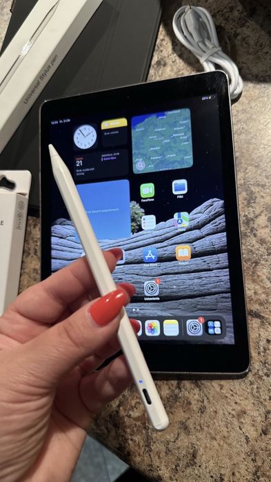 Tablet iPad Apple PRO 10.5” + NOWY RYSIK - Touch ID - PROCREATE