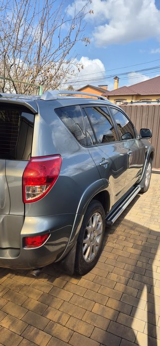Продам Toyota Raw 4 2008