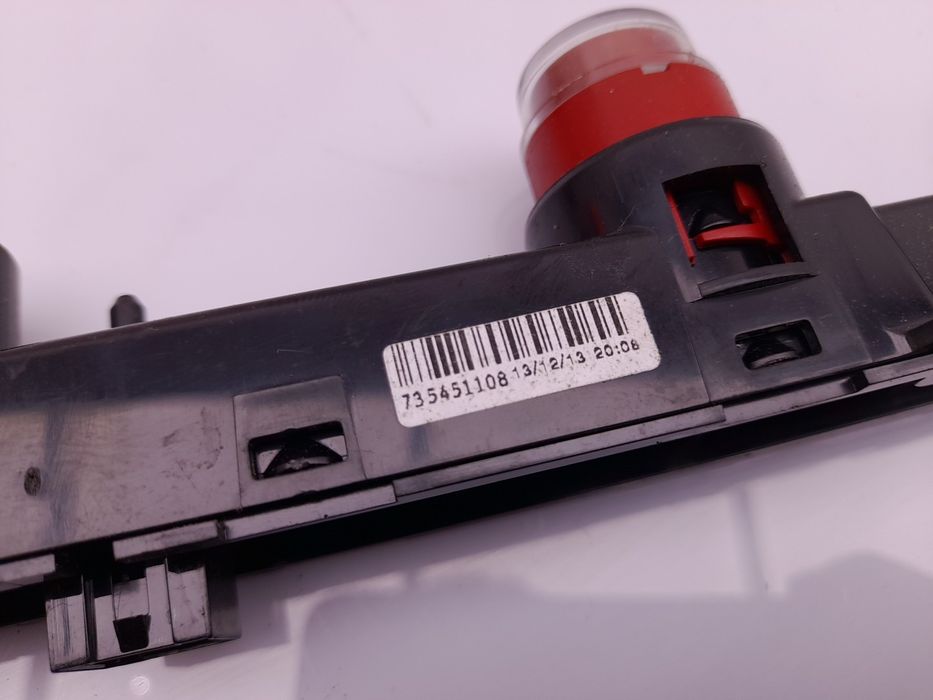 Botão / interruptor 4 piscas FIAT 500 (312_)
