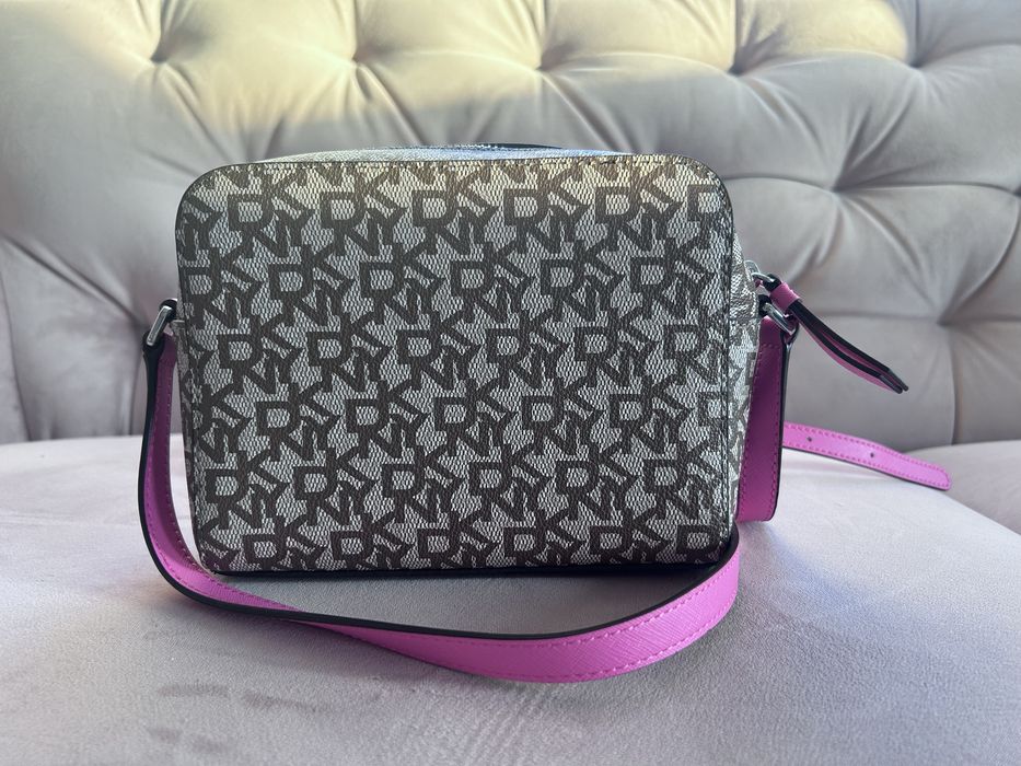 Torebka listonoszka DKNY