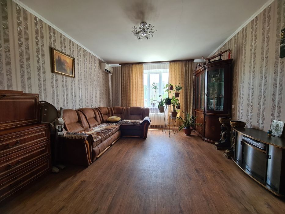 Продаю 2 комнатную квартиру  73 кв.м Северная звезда.