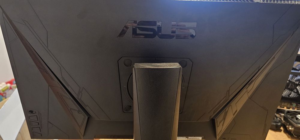 ASUS VG248Q 24” – 144Hz | 1ms | Gaming