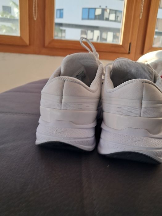Nike Air Zoom Structure 24