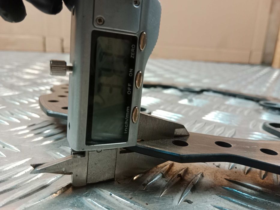 Honda CB 750 Hornet Tarcze Hamulcowe Przód Przednie Tarcza 23+