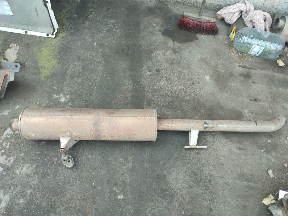 Труба Глушник Вихлопна ( задній привід) Renault Master lll Movano