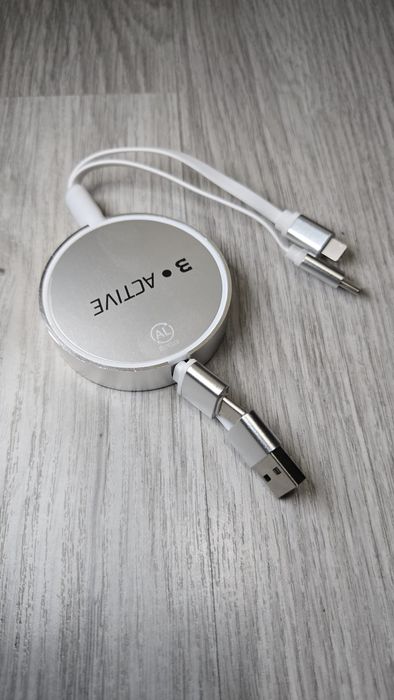 Kabel rozwijalny USB / USB-C / Lightning B ACTIVE
