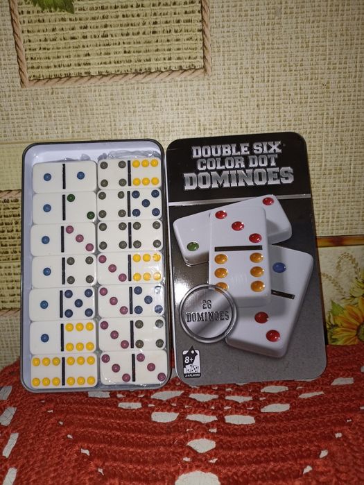 Велике доміно домино крупне в металевій коробці