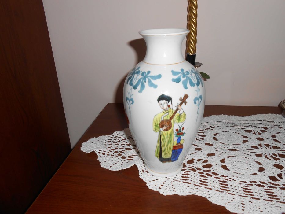 Nowy wazon chiński z porcelany