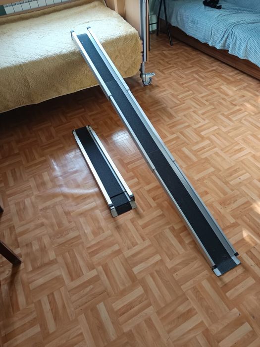 Rampa, najazd do wózka inwalidzkiego