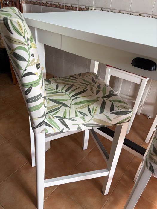 Mesa Nordviken + 4 cadeiras