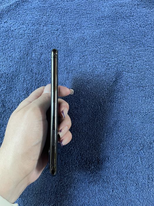 iPhone Xs /64gb.