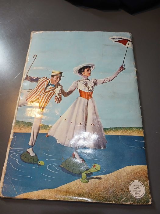 Coleção de 62 cromos do filme Mary Poppins da Walt Disney de 1966 completa . Usada com desgaste