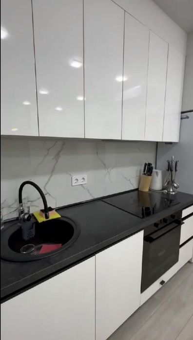 Продається красива 1-кімнатна квартира на Таїрові, ЖК «57 Перлина»(341-926)