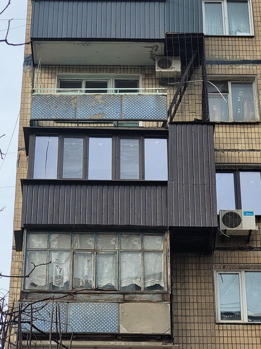 Балкони під ключ. Металопластикові вікна.Євідновлення. УютПласт.