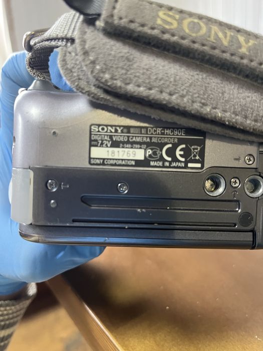 Відеокамера Sony dcr-hc90e оригінал Японія+ тринога
