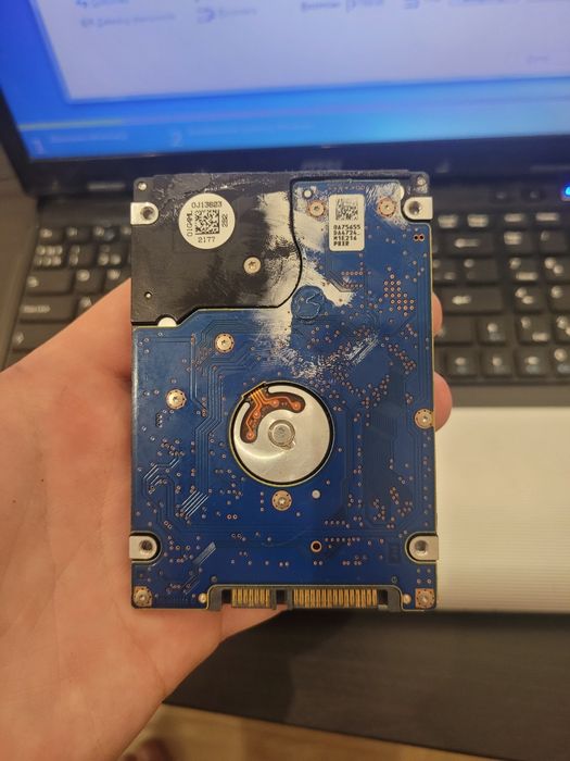 Pomoc z komputerem, składanie komputera, czyszczenie