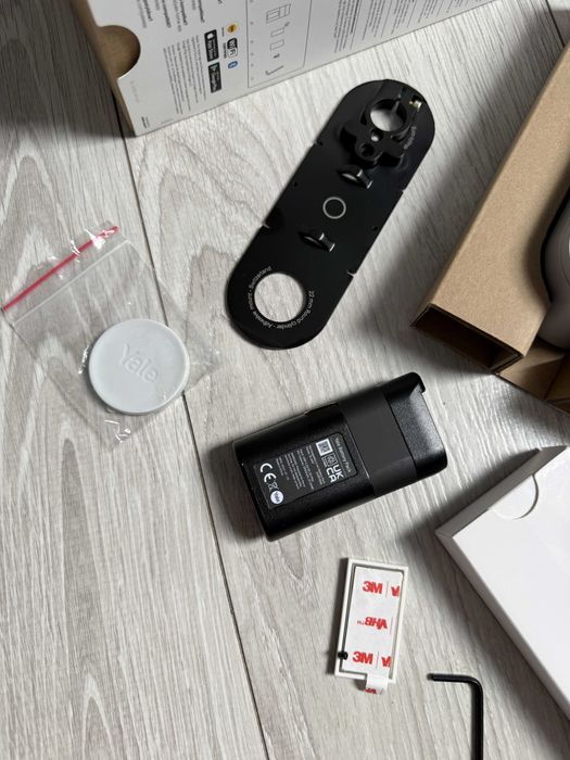 Yale Linus L2 zamek elektroniczny wifi bt aplikacja