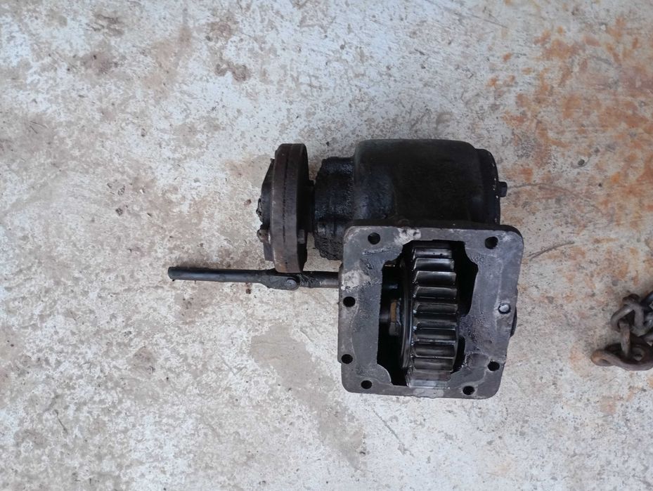 Skrzynia reduktor gaz 66  Przystawka