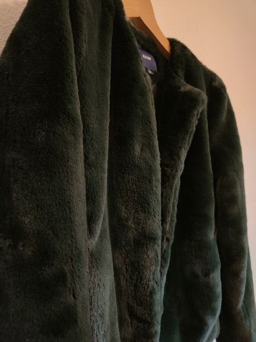 Casaco de pêlo falso