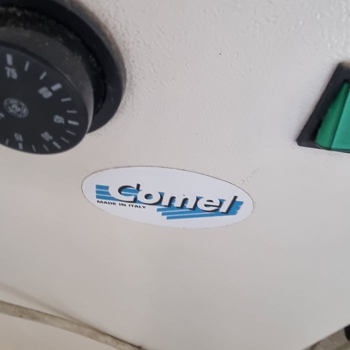 Tábua industrial com aspiração e braço