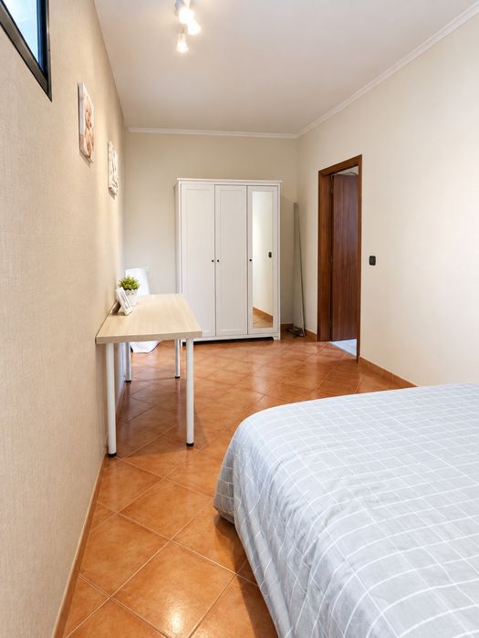 Quarto muito grande